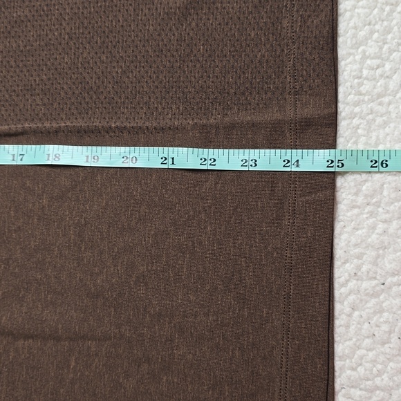 3261 New Gymshark Vital Light T-Shirt Regular fit Sz Small - Picture 4 of 7